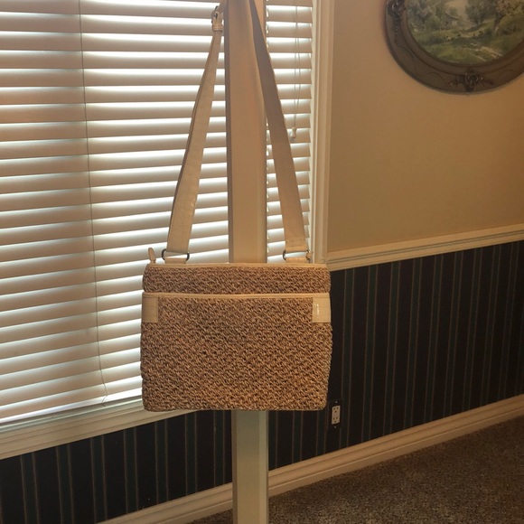 Purse - Picture 3 of 4